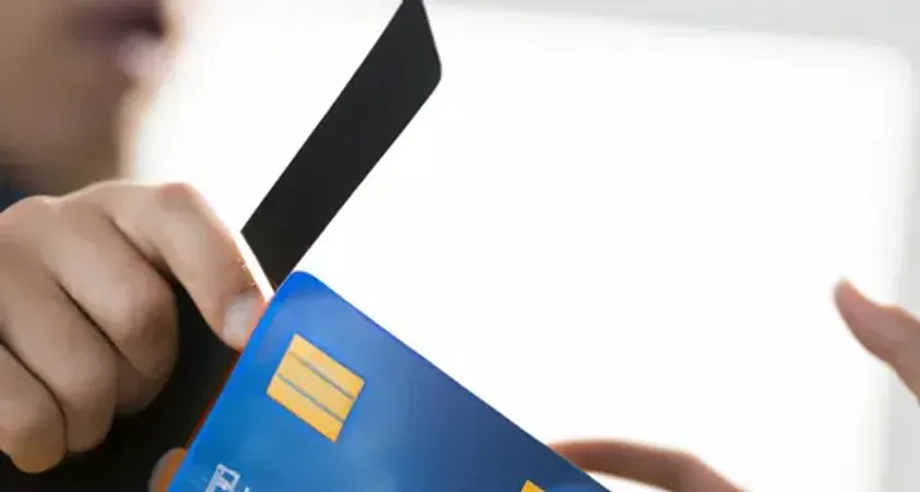 Credit Card Fraud & How To Avoid It?